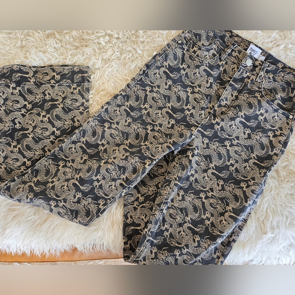 Princess Polly Black Jeans with Cream Dragon Print - Picture 2 of 3